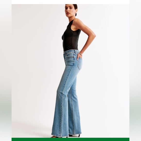 Abercrombie & Fitch Jeans The Flare Ultra High Rise Medium Blue - Picture 3 of 12